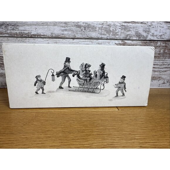 Dept 56 Caroling with Cratchit Family 58396 Heritage Village  Christmas Carol - Picture 11 of 13